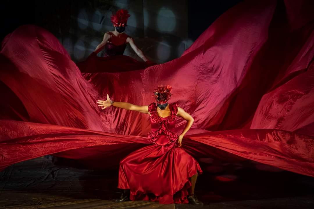 Noche flamenca. José Salguero (voce); Marco Perona (toque); La Nena (danza)
